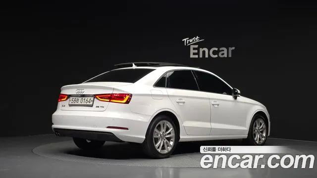 Audi A3 2015 thumb 2