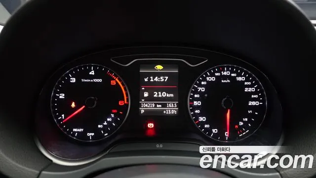 Audi A3 2015 thumb 8