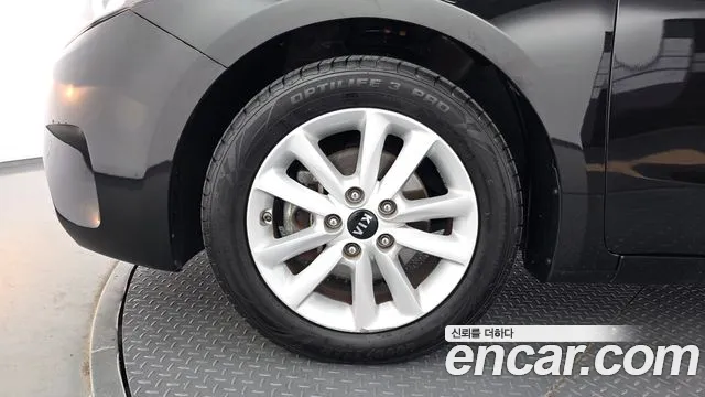 Kia K3 2016 thumb 5