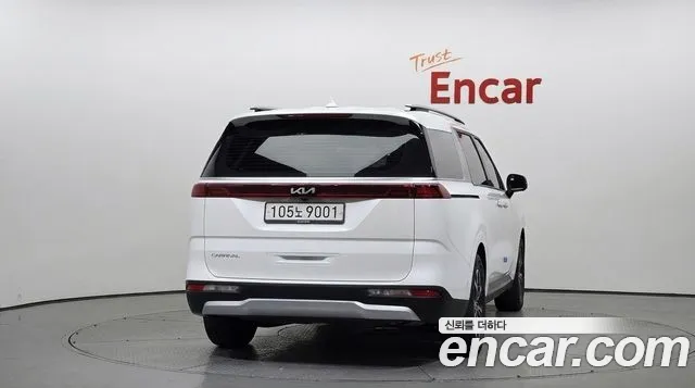 Kia Carnival 2022 thumb 4