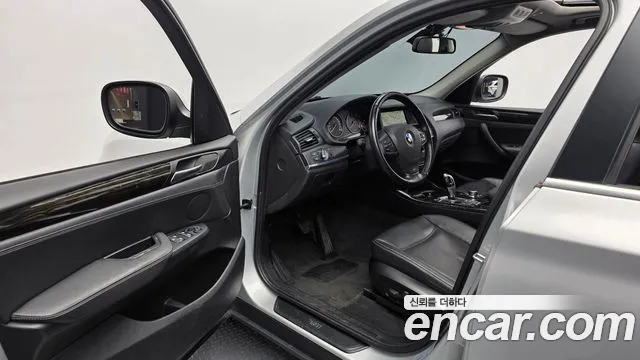 BMW X3 2013 thumb 10