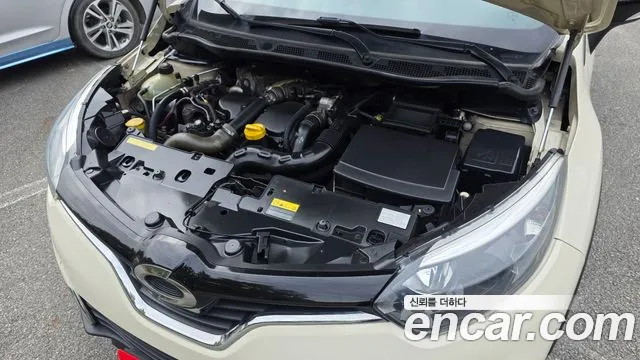 Renault-KoreaSamsung Captur 2015 thumb 6