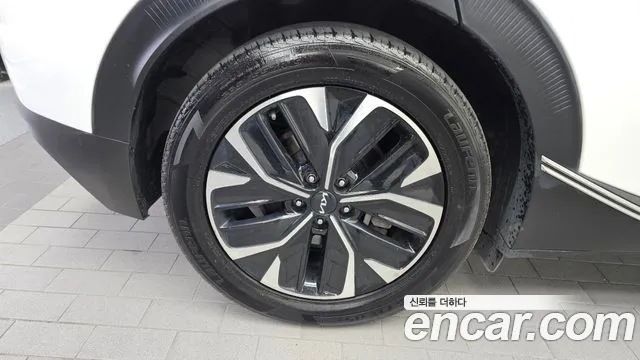 Kia EV6 2022 thumb 5