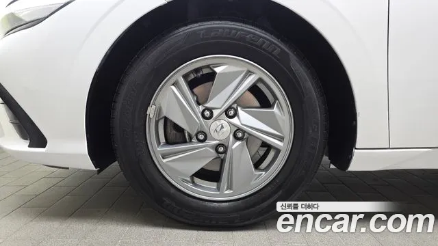 Hyundai Avante 2023 thumb 4