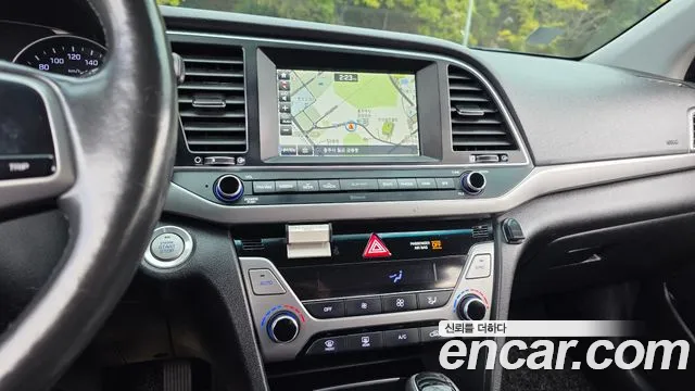 Hyundai Avante 2016 thumb 12