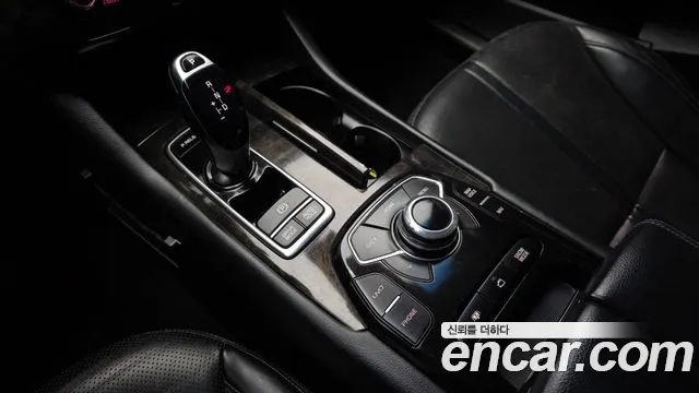 Kia K9 2015 thumb 9