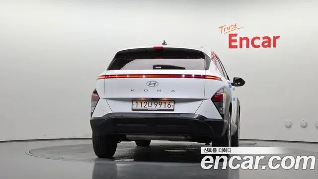 Hyundai Kona 2023 thumb 3