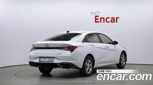 Hyundai Avante 2022 thumb 2