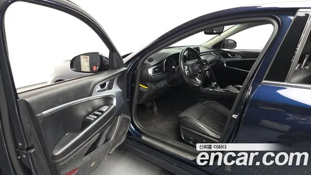 Genesis G70 2018 thumb 10