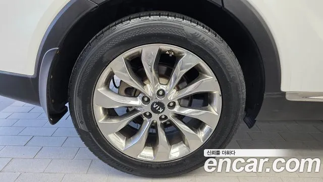 Kia Sorento 2018 thumb 5