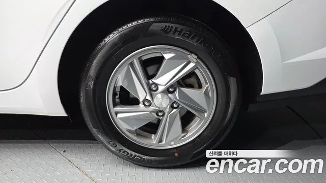 Hyundai Avante 2023 thumb 4