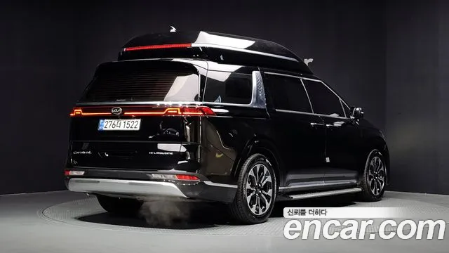 Kia Carnival 2021 thumb 2
