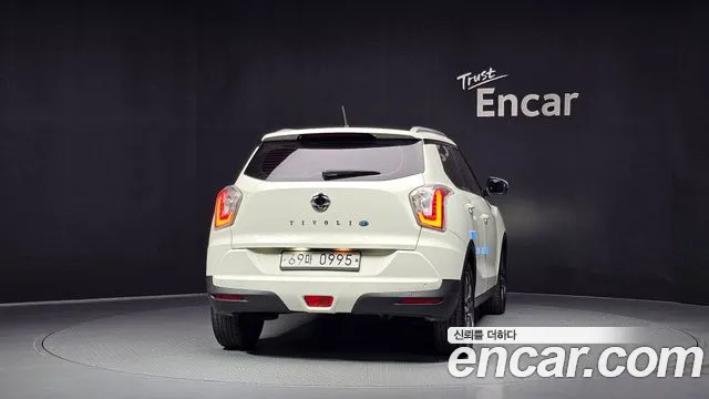 KG_Mobility_Ssangyong TIBOLI 2015 thumb 4