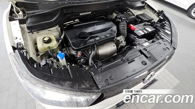 KG_Mobility_Ssangyong TIBOLI 2015 thumb 6