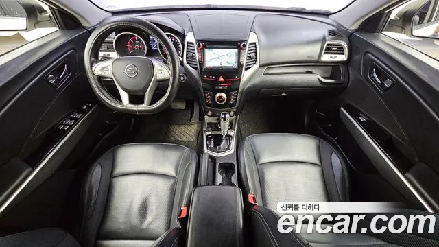 KG_Mobility_Ssangyong TIBOLI 2015 thumb 7