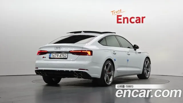 Audi A5 2019 thumb 2