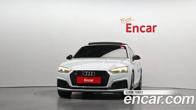 Audi A5 2019 thumb 3