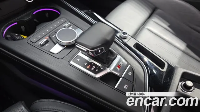 Audi A5 2019 thumb 9