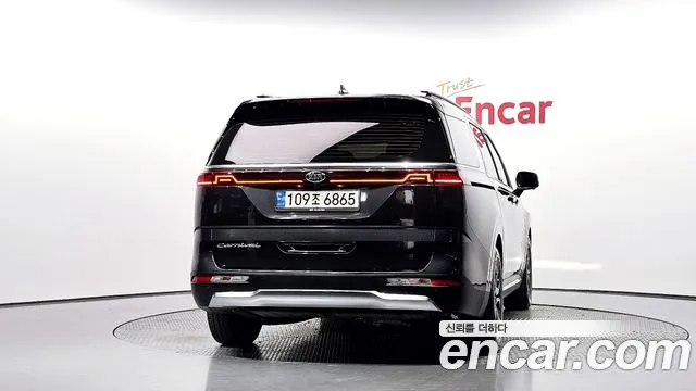 Kia Carnival 2020 thumb 4
