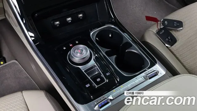 Kia Carnival 2020 thumb 9
