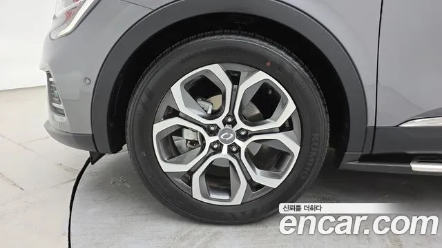 Renault-KoreaSamsung Arkana 2020 thumb 5