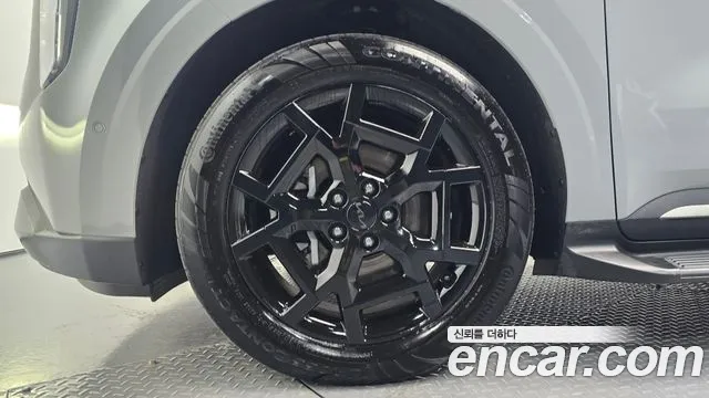 Kia Carnival 2025 thumb 4