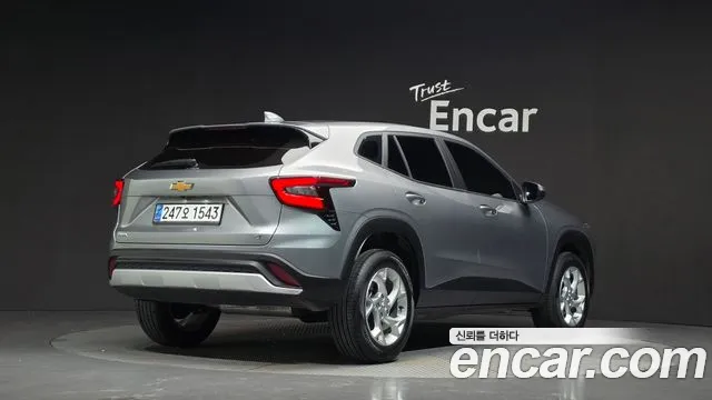 ChevroletGMDaewoo Tracker 2023 thumb 2