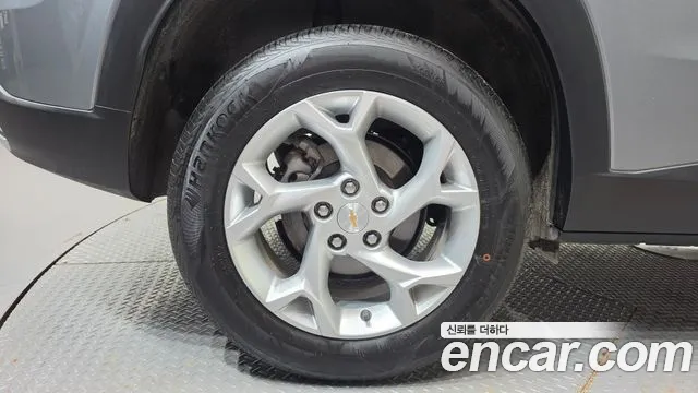 ChevroletGMDaewoo Tracker 2023 thumb 5