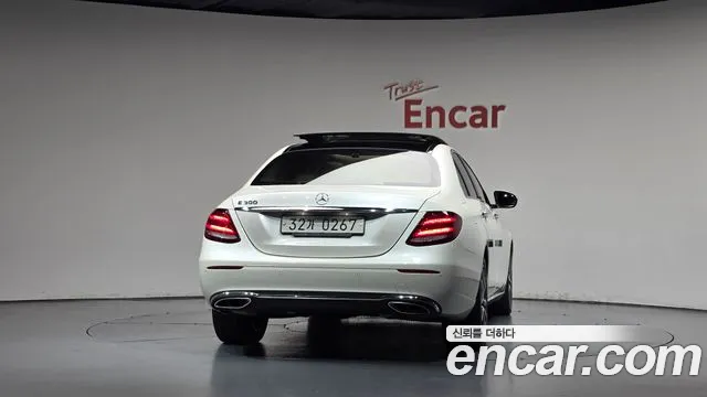 Mercedes-Benz E-Класс 2016 thumb 3