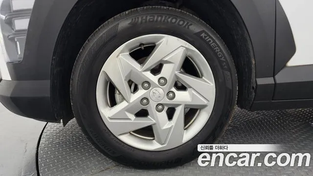 Hyundai Kona 2023 thumb 5