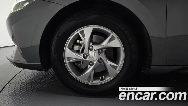 Hyundai Avante 2020 thumb 4