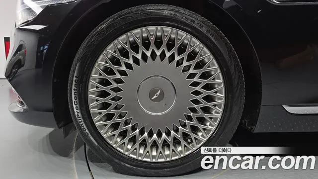 Genesis G90 2020 thumb 4