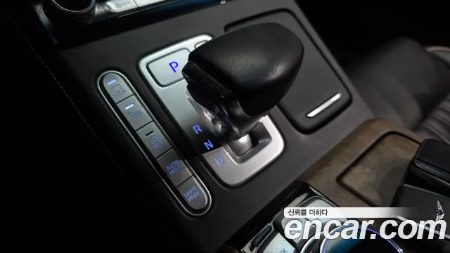 Genesis G90 2020 thumb 8