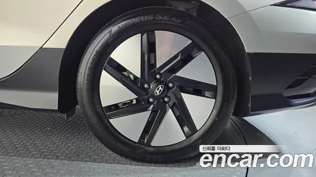 Hyundai IONIQ 6 2024 thumb 5