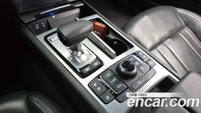 Genesis G80 2017 thumb 9
