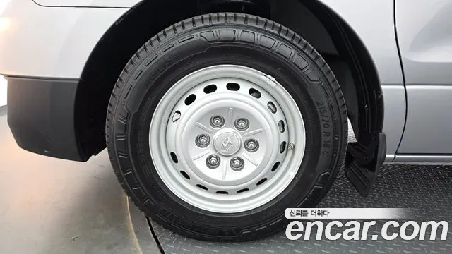 Hyundai Starex 2017 thumb 5