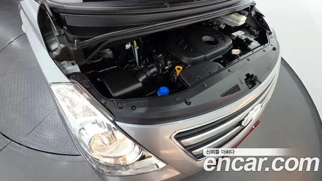 Hyundai Starex 2017 thumb 6