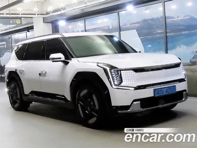 Kia EV9 2023 thumb 12