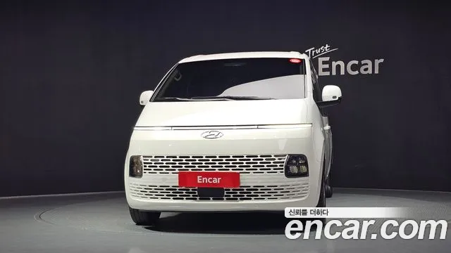 Hyundai Staria 2022 thumb 3