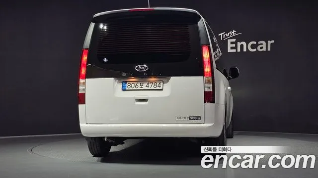 Hyundai Staria 2022 thumb 4