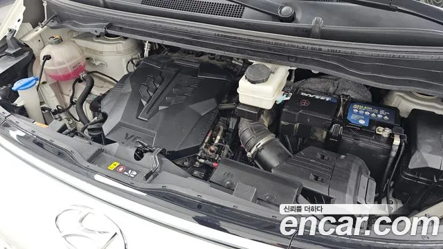 Hyundai Staria 2022 thumb 6