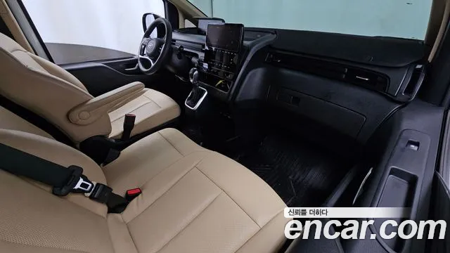 Hyundai Staria 2022 thumb 7