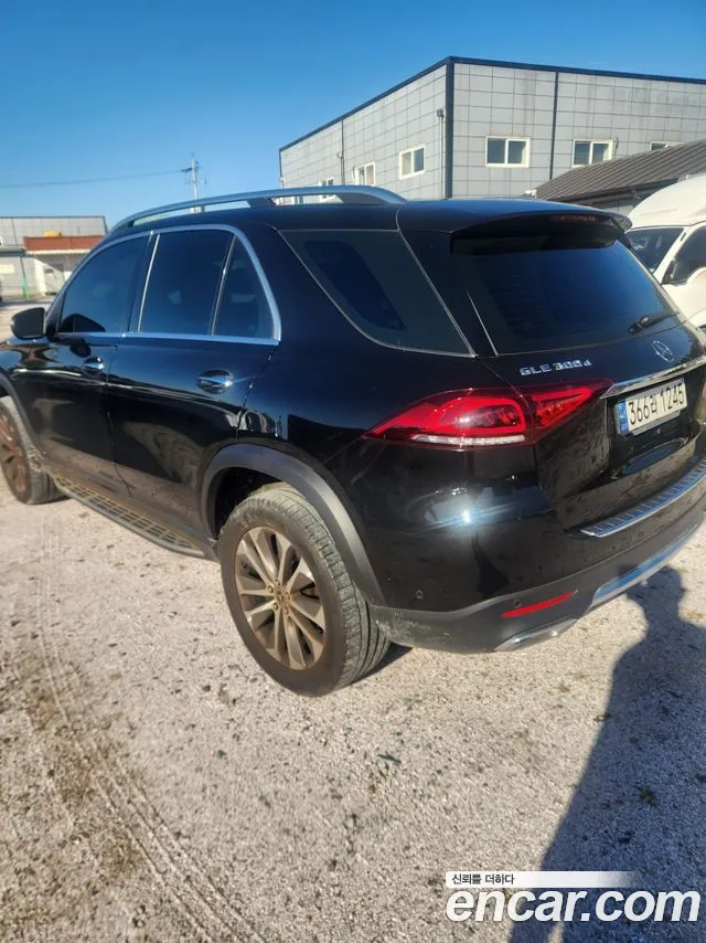 Mercedes-Benz GLE 2021 thumb 4