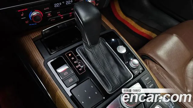 Audi A6 2015 thumb 8