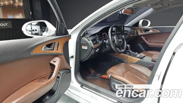 Audi A6 2015 thumb 9