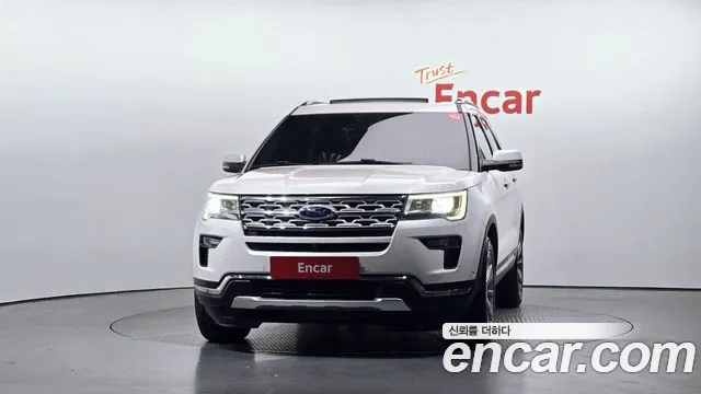 Ford Explorer 2018 thumb 3