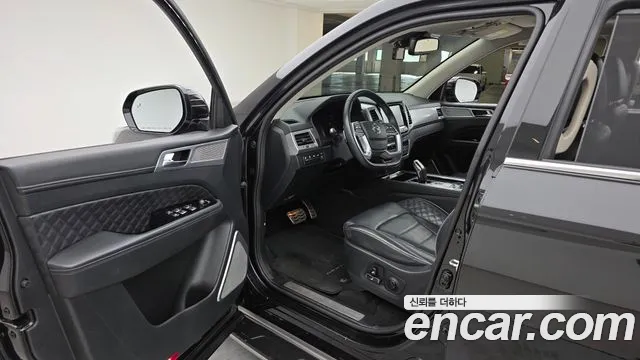 KG_Mobility_Ssangyong Rexton 2021 thumb 10