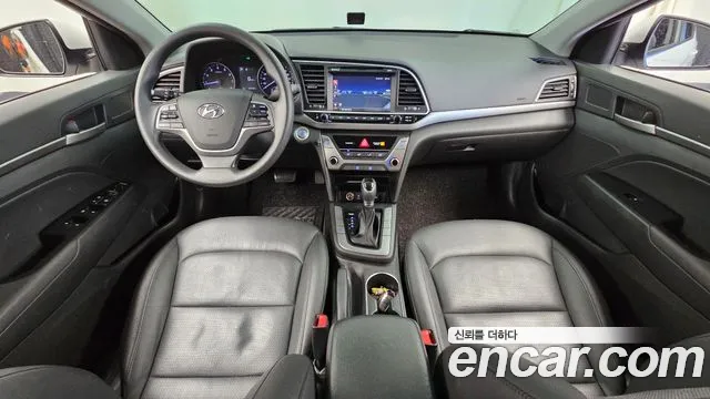 Hyundai Avante 2017 thumb 7