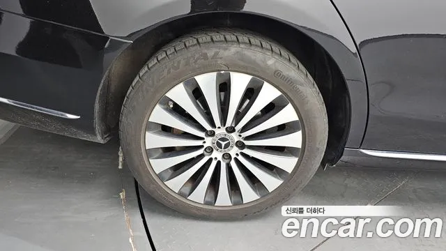 Mercedes-Benz E-Класс 2017 thumb 5