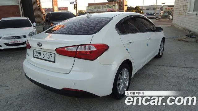 Kia K3 2013 thumb 4